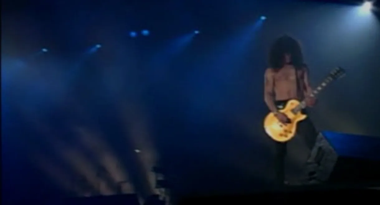 Guns N' Roses: Use Your Illusion II - World Tour - 1992 In Tokyo