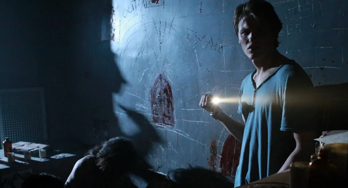 Grave Encounters 2